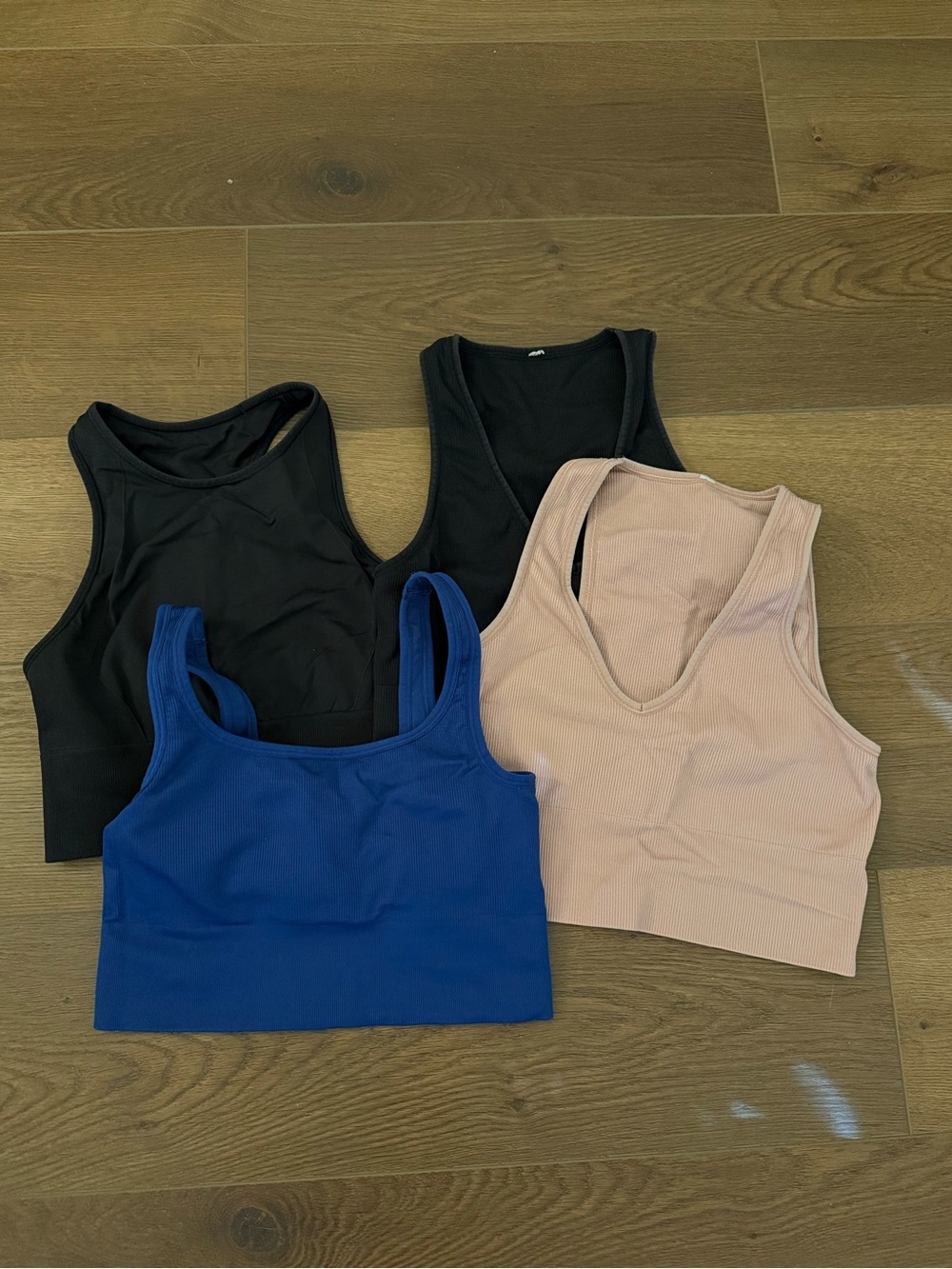 Lot of longline sports bras XS / 4 lulu, athleta, J. Crew